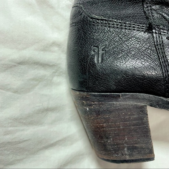 Frye Heeled Chelsea style boot - Picture 2 of 5